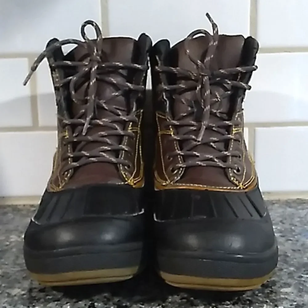 Hiking Boots Brown/Black Lace Up. Size 6